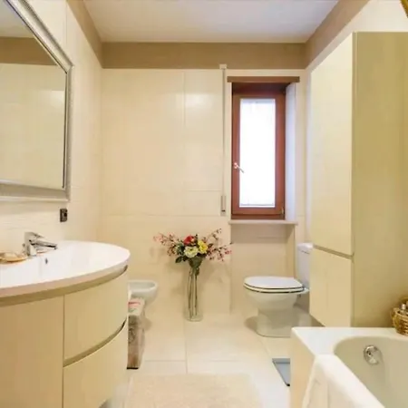 Francesca's_home